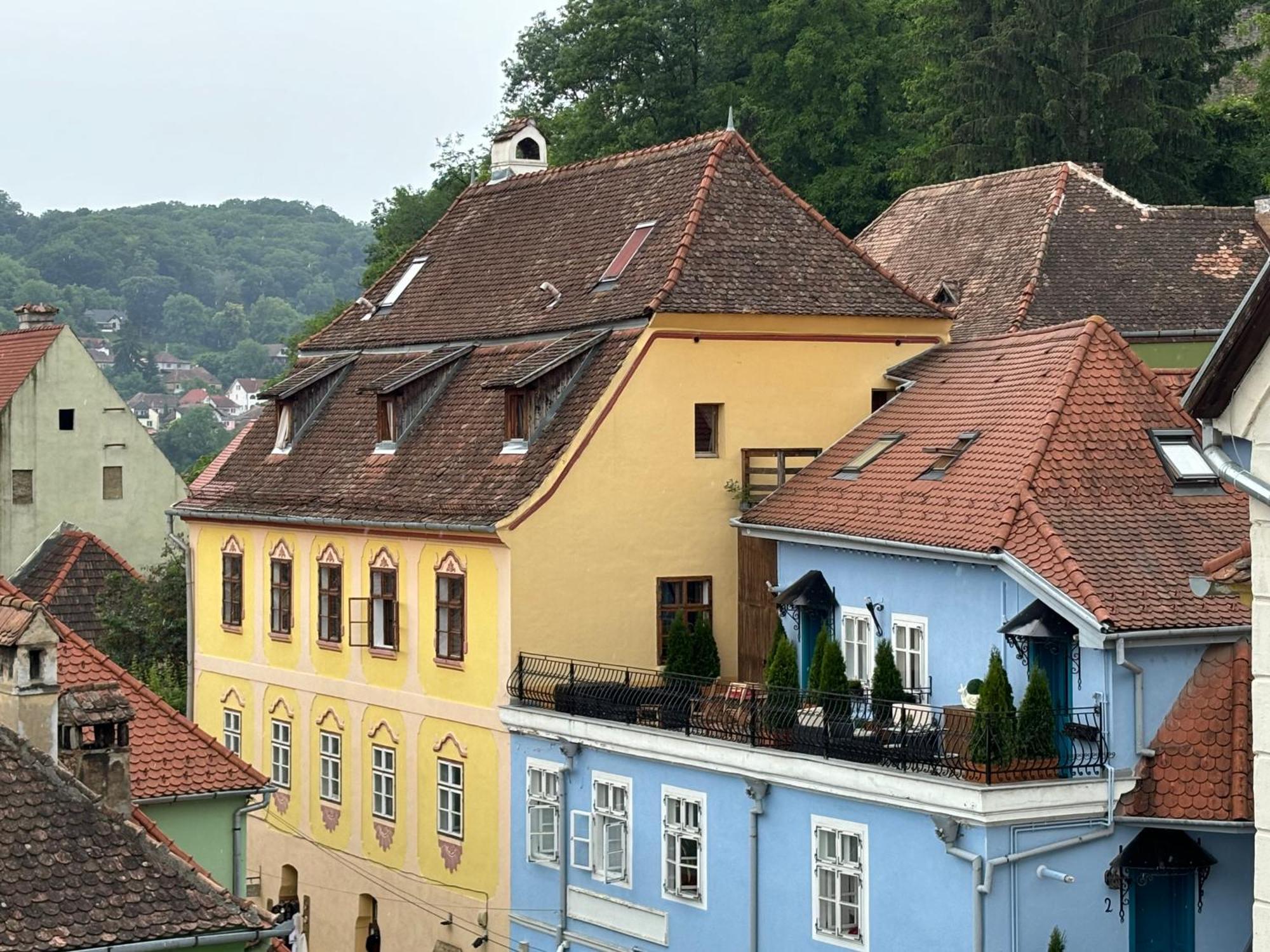 Blue House Citadel Sighisoara Apartment Luaran gambar